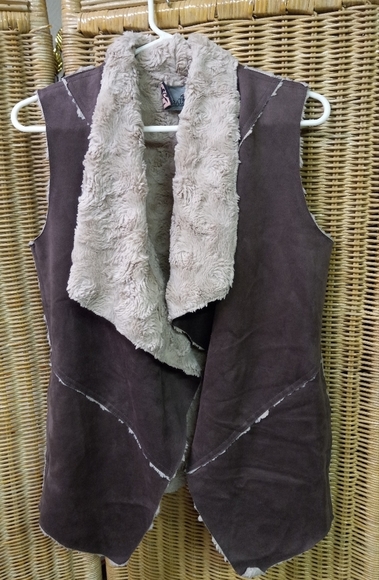 PAPARAZZI Vest Faux Suede & Fur Lined  Brown,  Beige Size S/34 - Picture 1 of 9